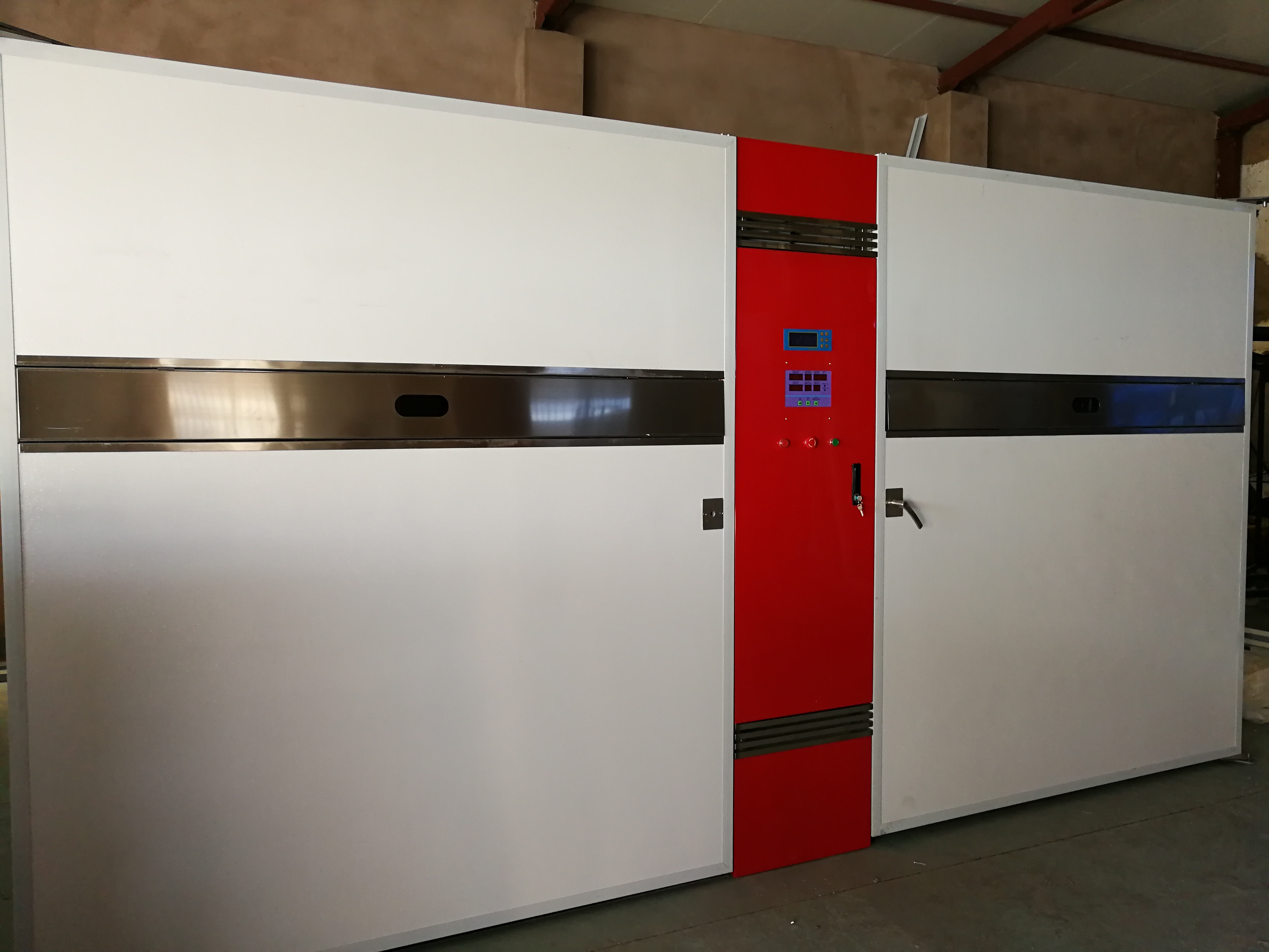 Şirketin en son blog yazıları How to Reduce Hatchery Electricity Bills by 35% with the New ELT-57600S Incubator