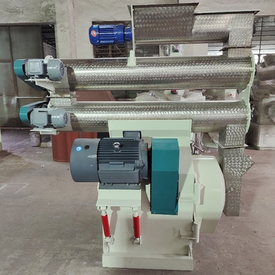satın al Yatay Halka Kalıp Pelet Değirmeni Tavuk Yemi Yapma Makinesi 55KW 10TH online manufacture